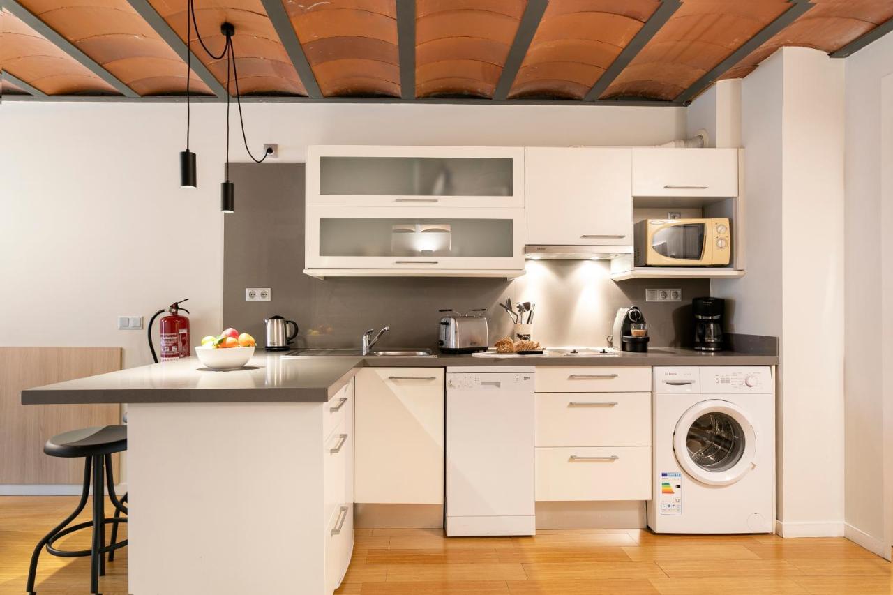 Aspasios Las Ramblas Apartments Barcelona Luaran gambar