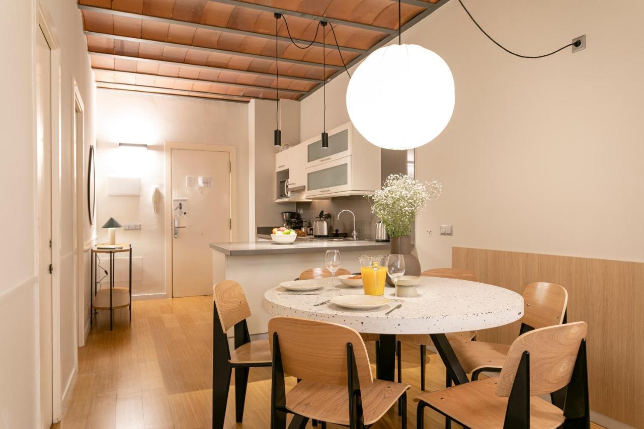 Aspasios Las Ramblas Apartments Barcelona Luaran gambar